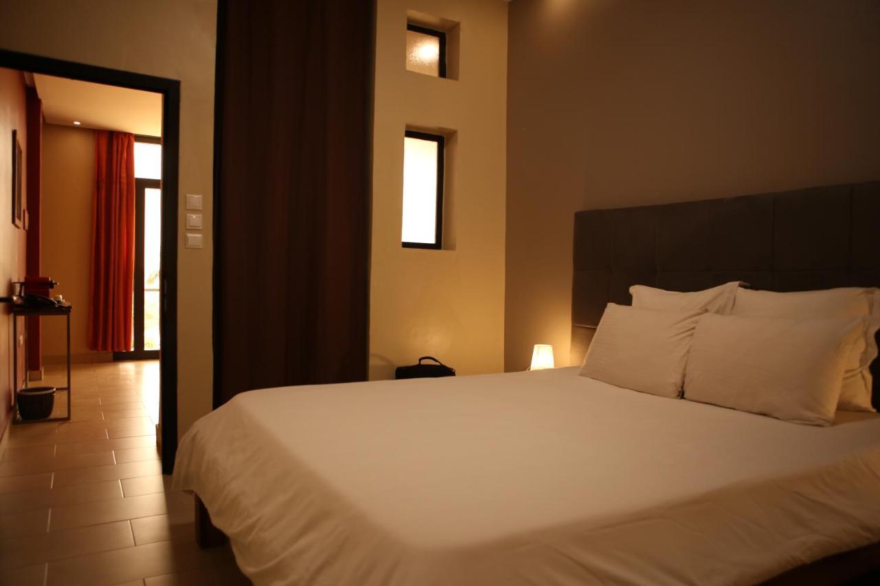 Au Bord De L'Eau Hotel Bamako Exterior photo